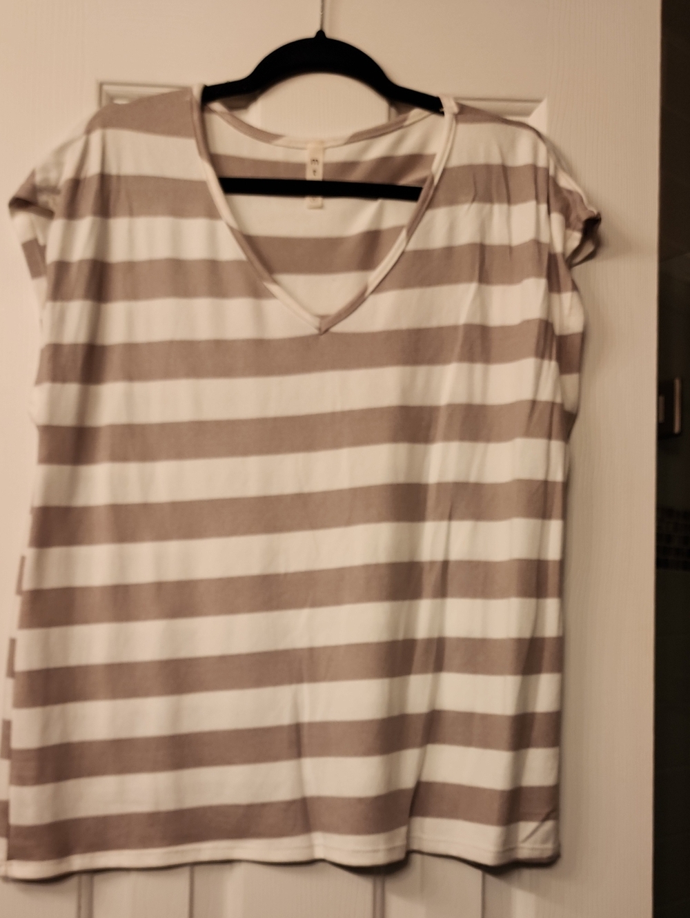 Striped V-Neck Short Sleeve Top in Beige and White